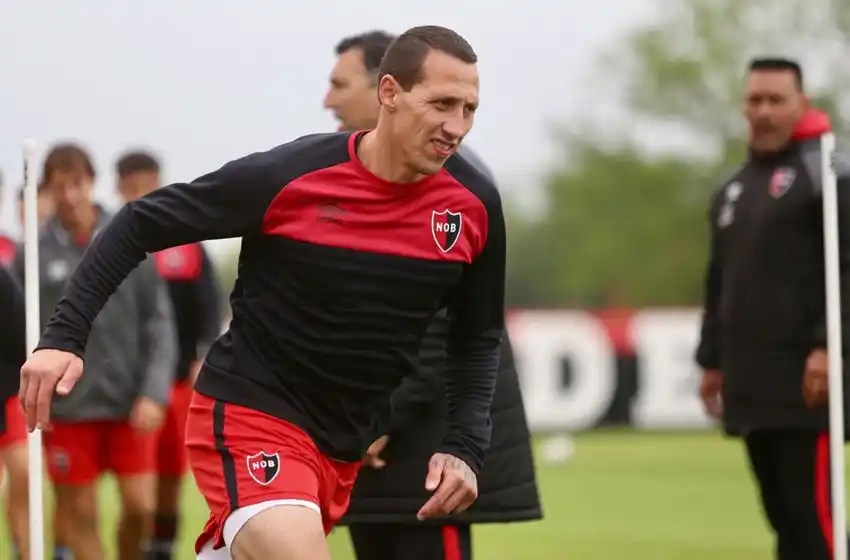 Gamboa piensa en varios cambios para el choque ante Godoy Cruz