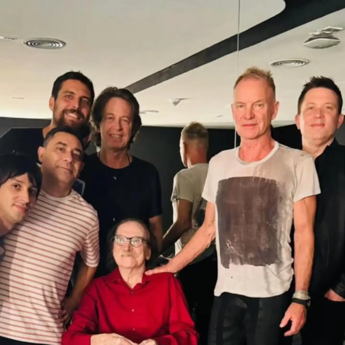 Sting y Charly García sostuvieron un emotivo reencuentro antes de su presentación del día domingo. (Foto: Instagram)
