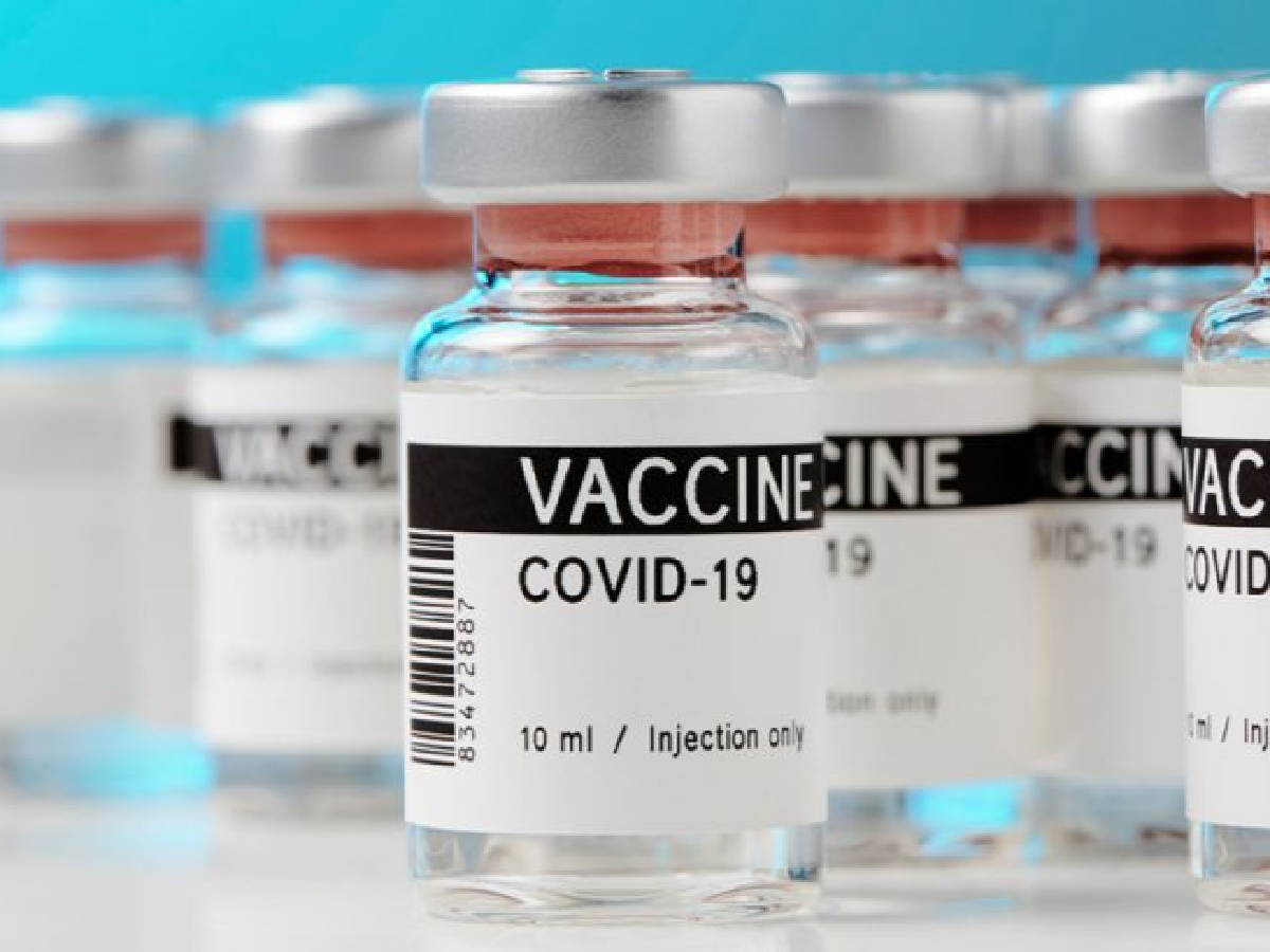 Piden a schiarettistas explicar veto a la compra de Pfizer