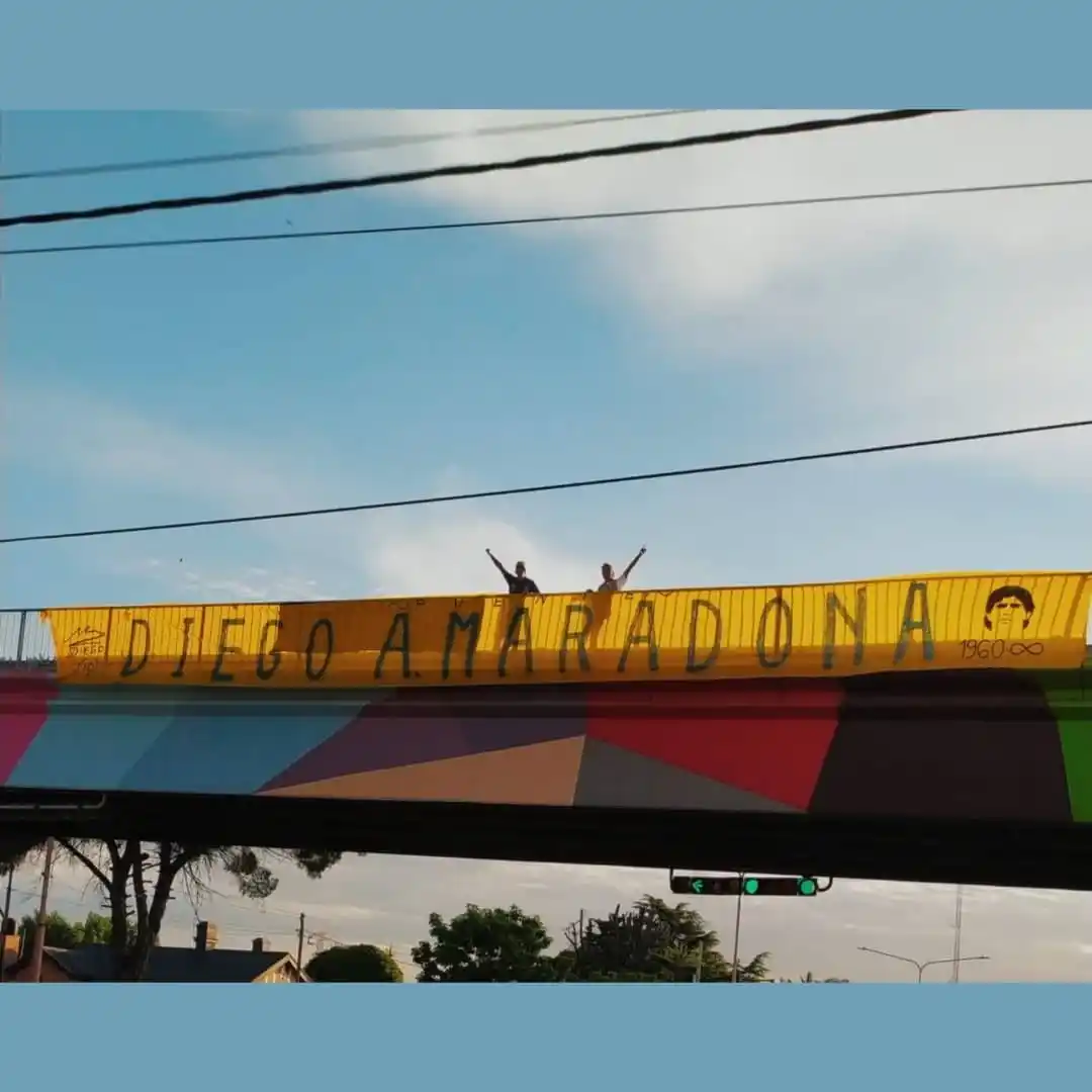 Maradona: Oficializaron el pedido para imponer su nombre a un puente en Olavarría