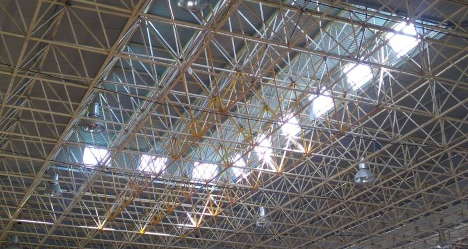 Náutico culminó el arreglo del techo del gimnasio y seguirá con el piso flotante