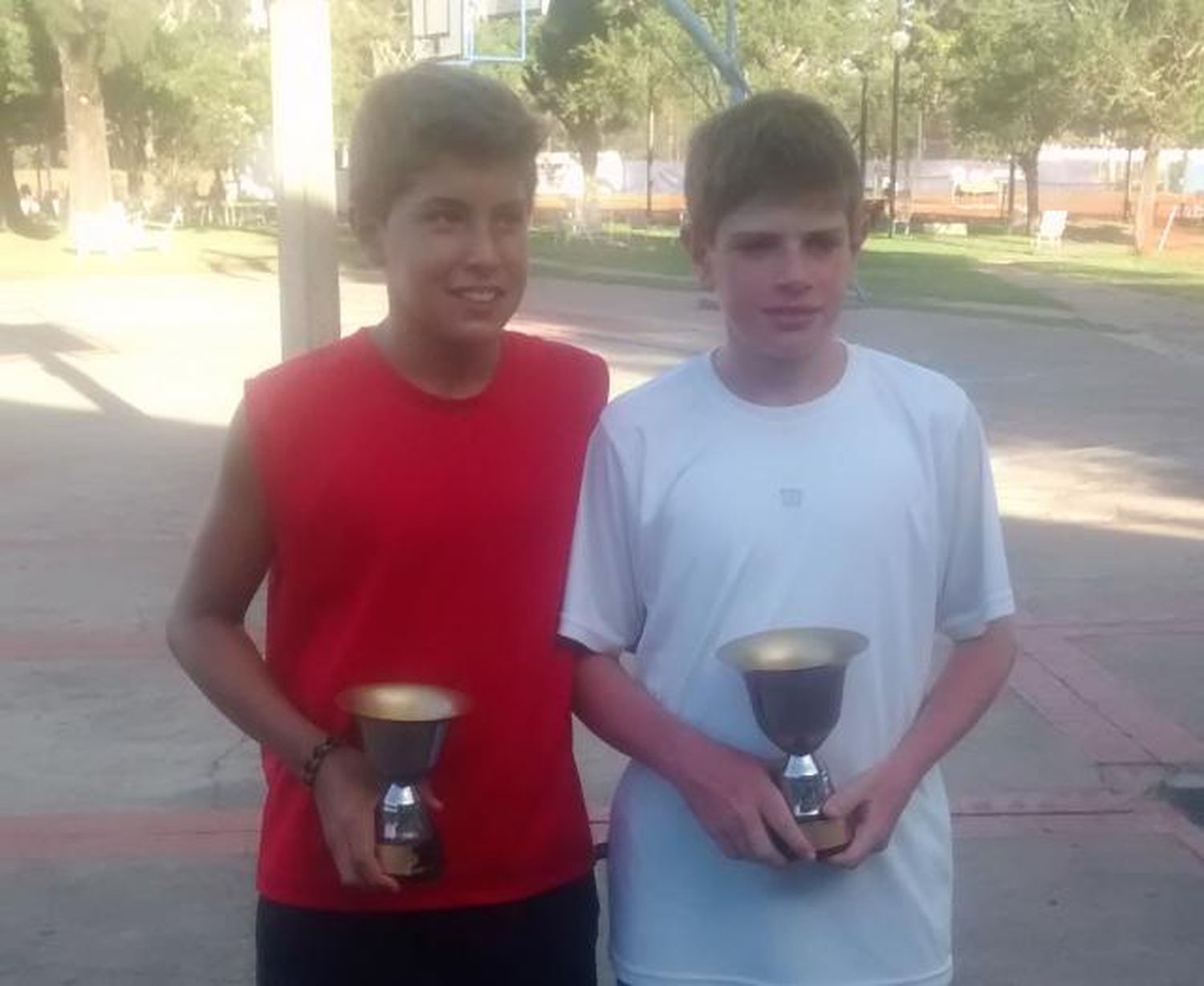 Gran Actuación de Busquet y Samuel en el Grado 3 de Concordia