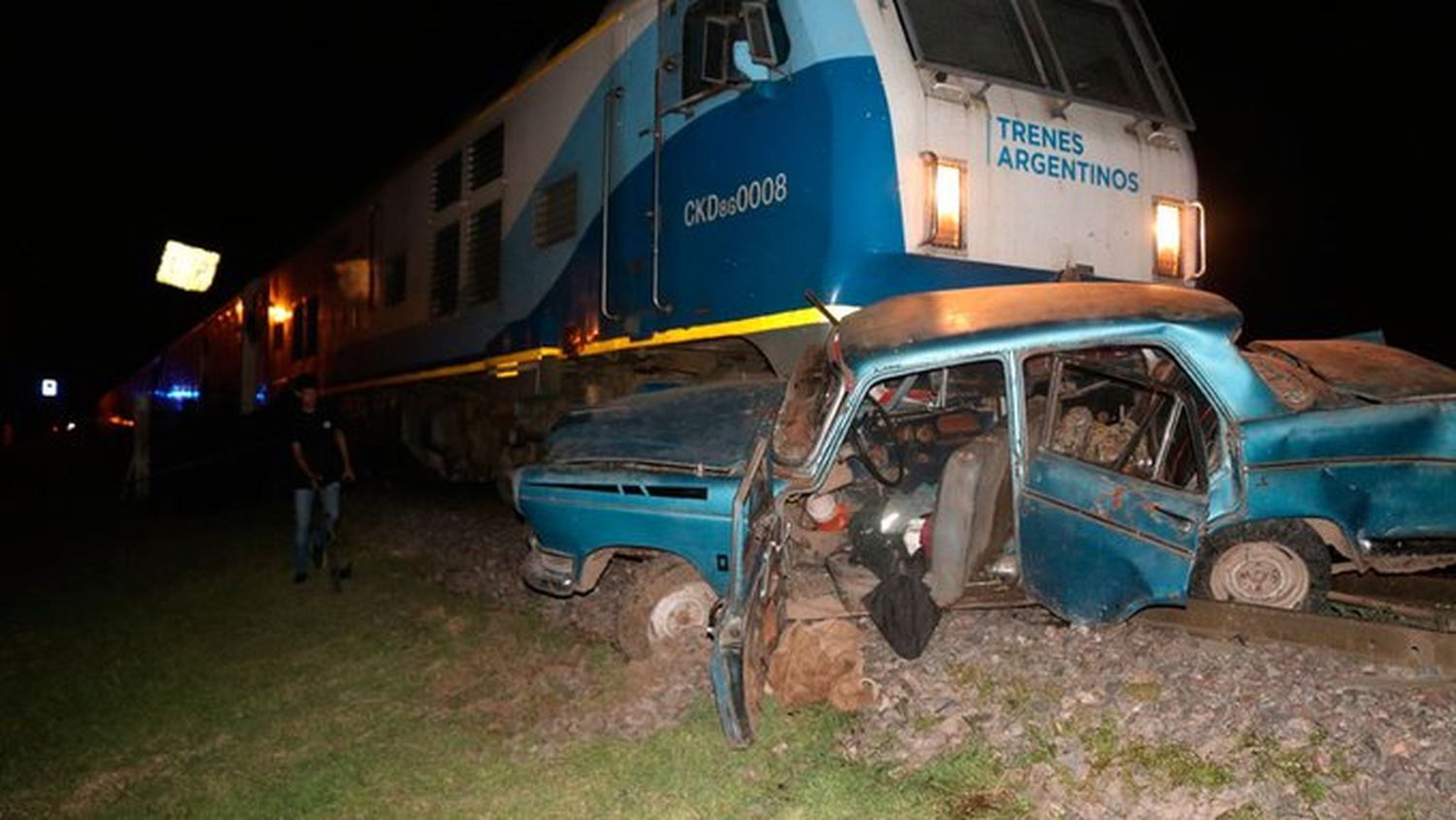 Rafaela: falleció un automovilista tras ser embestido por el tren