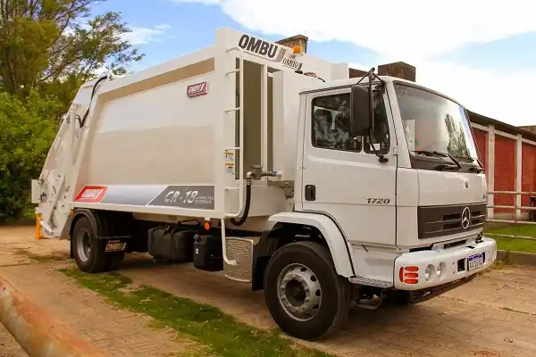 Higiene Urbana incorporó dos camiones nuevos