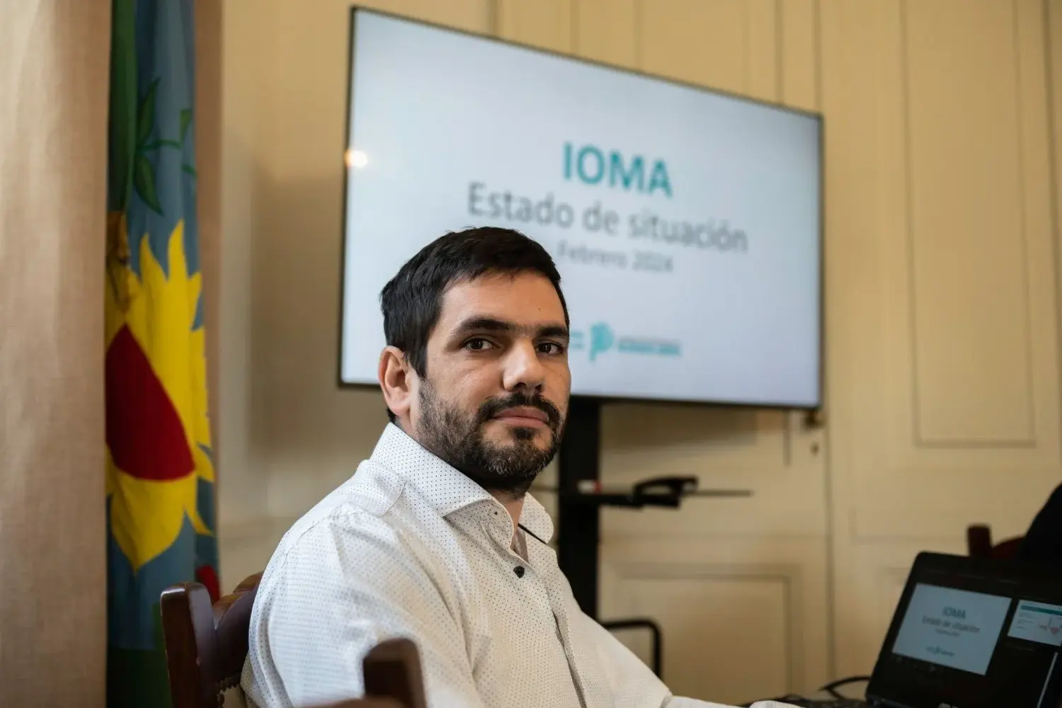 La Agremiación Médica Platense intimó al presidente del IOMA, Homero Giles, para que ratifique o rectifique las declaraciones realizadas contra la entidad médica.