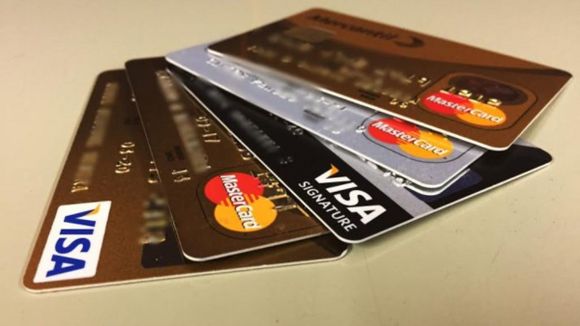 Bancos elevaron límites de tarjetas de crédito para incentivar el consumo