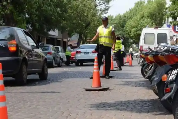 iolencia inadmisible: la Municipalidad repudió la agresión a trabajadores durante un operativo de tránsito