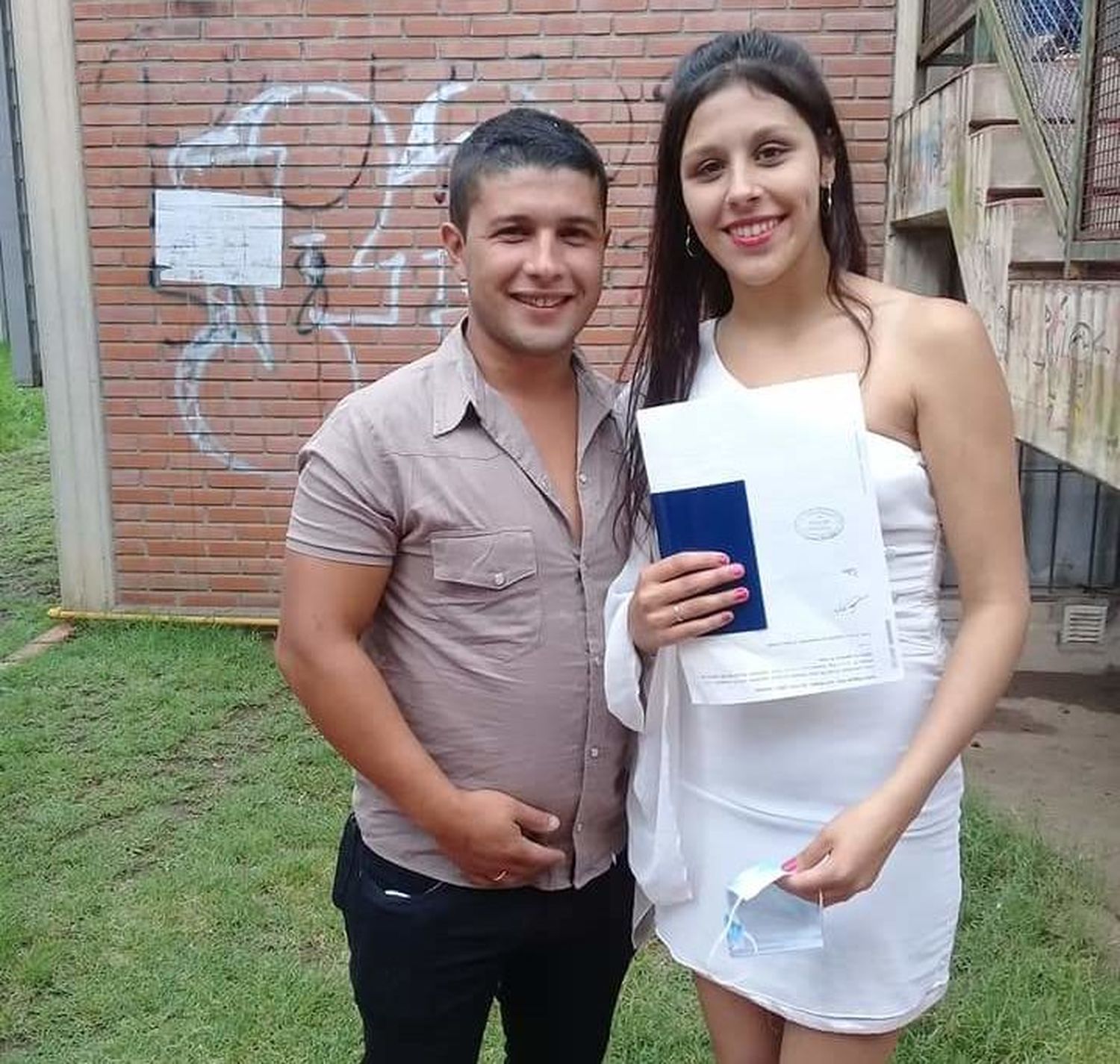 Felicitaciones, Micaela y Agustín