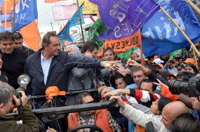 Elecciones 2015: Scioli realizó caminata por Quilmes