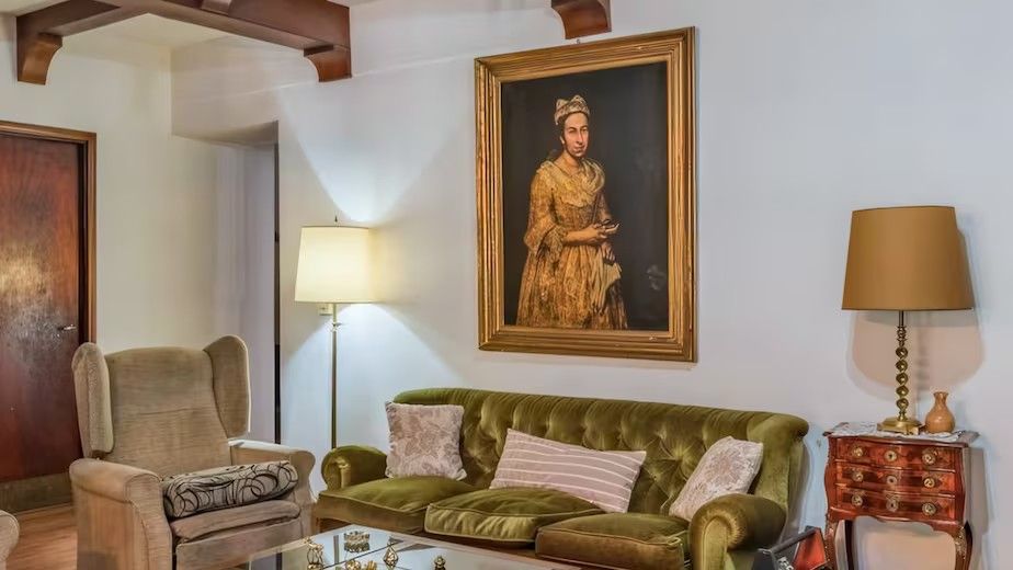 El cuadro apareció en la publicación de una inmobiliaria, donde se promocionaba la venta de una casa.