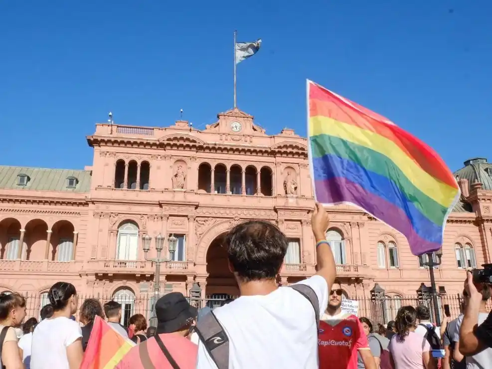 "Marcha Federal LGTBIQ+ Antifascista”.