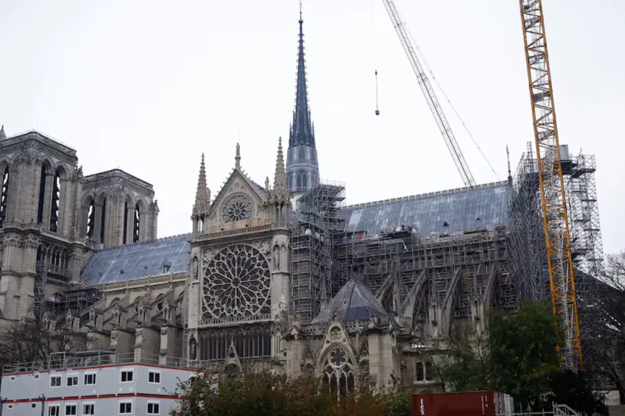 Un video muestra cómo quedó el interior de la catedral de Notre Dame tras la restauración
