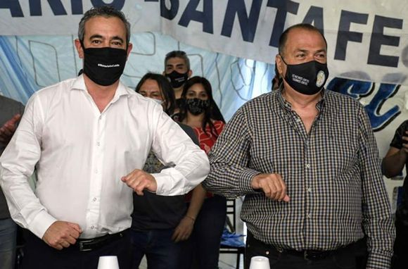 Tras meses de tensión, municipales y Javkin firmaron acuerdo salarial
