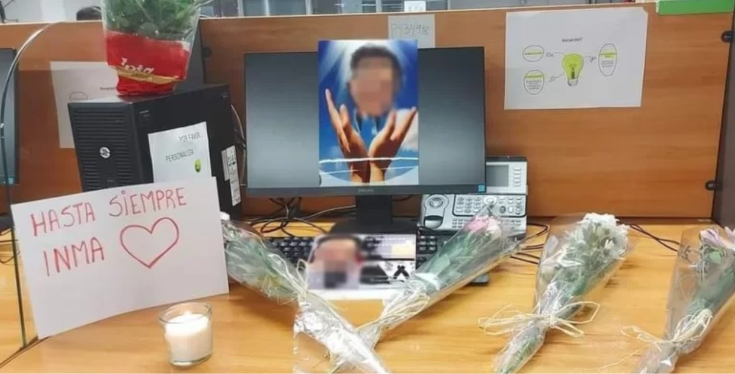 España: una mujer sufrió un infarto, murió en su escritorio y sus compañeros tuvieron que seguir trabajando