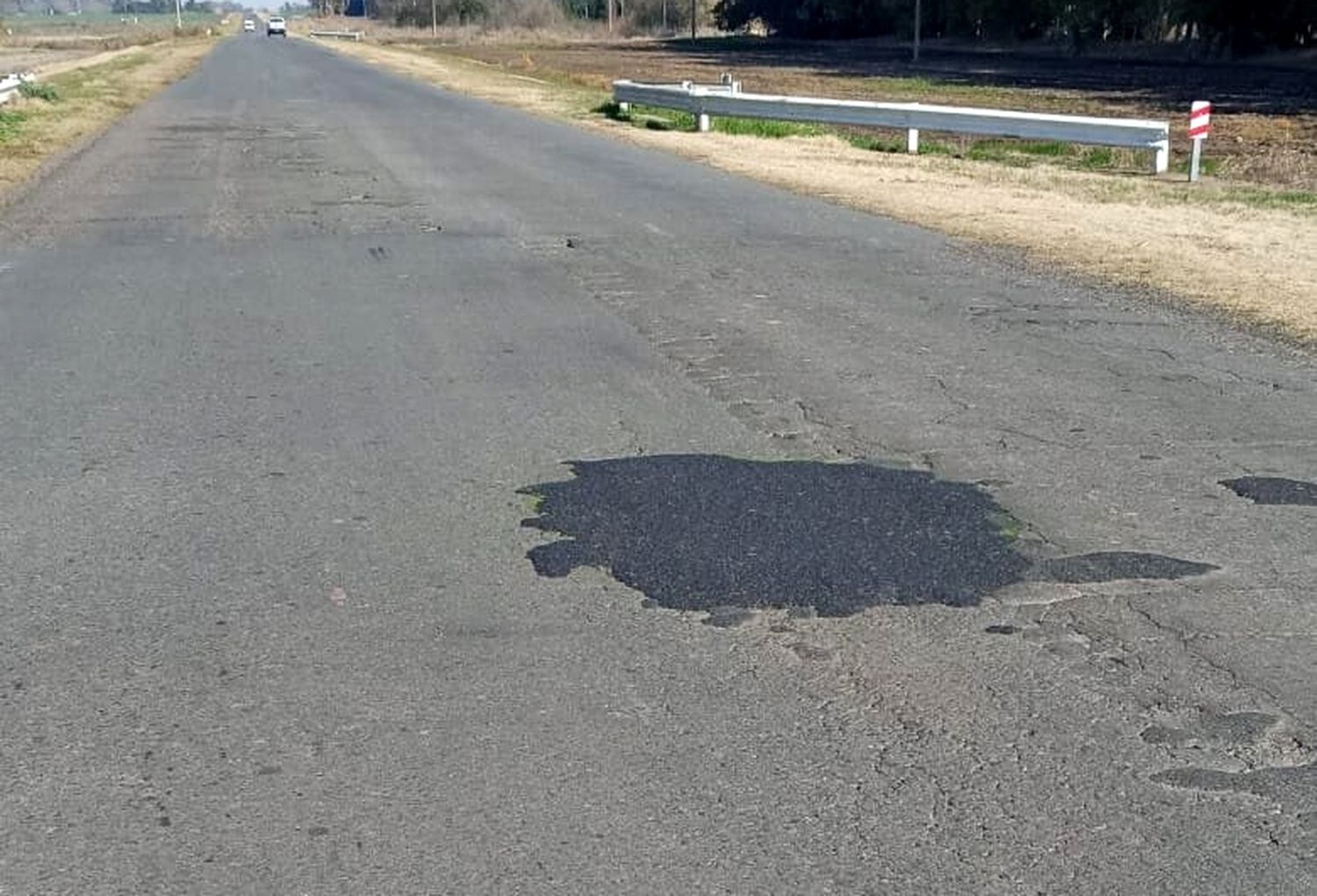Repararon la ruta 191 tras reclamos, accidentes y daños en vehículos