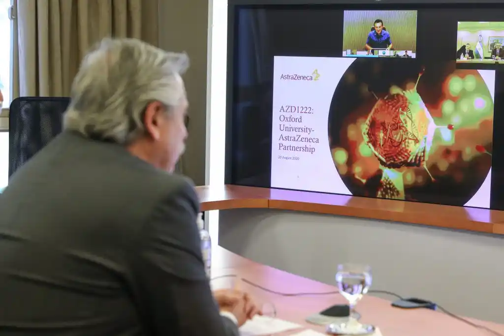 AstraZeneca anunció que las pruebas estarán en noviembre