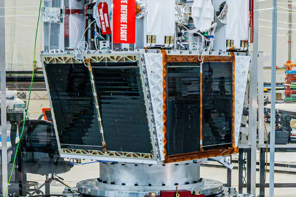 El Eärendil-1 es un espejo espacial que Reflect Orbital espera poner a 600 km de altura este año; reflejará la luz solar para iluminar la noche terrestre