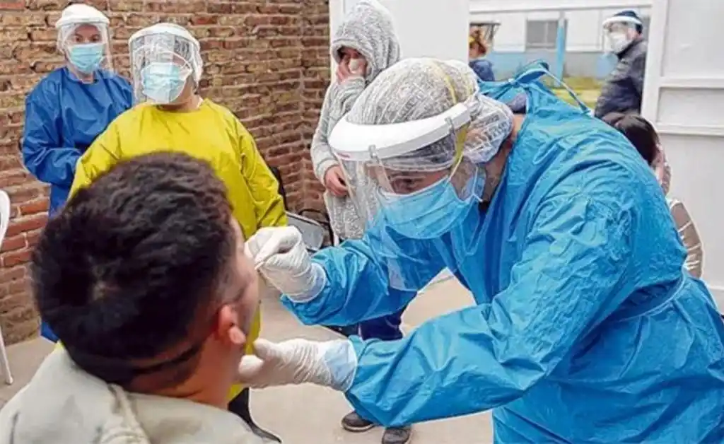 Covid-19 en Rosario: los lugares en los que más se contagia la gente