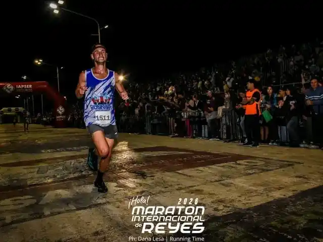 El equipo "Running Martín Ibarra" en la 47º Maratón de Reyes en Concordia