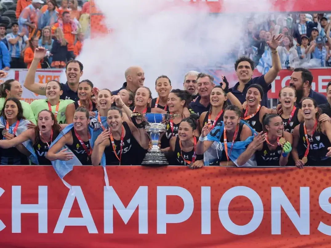 Las Leonas llegaron al país con el título mundial de hockey femenino. Foto:FIH