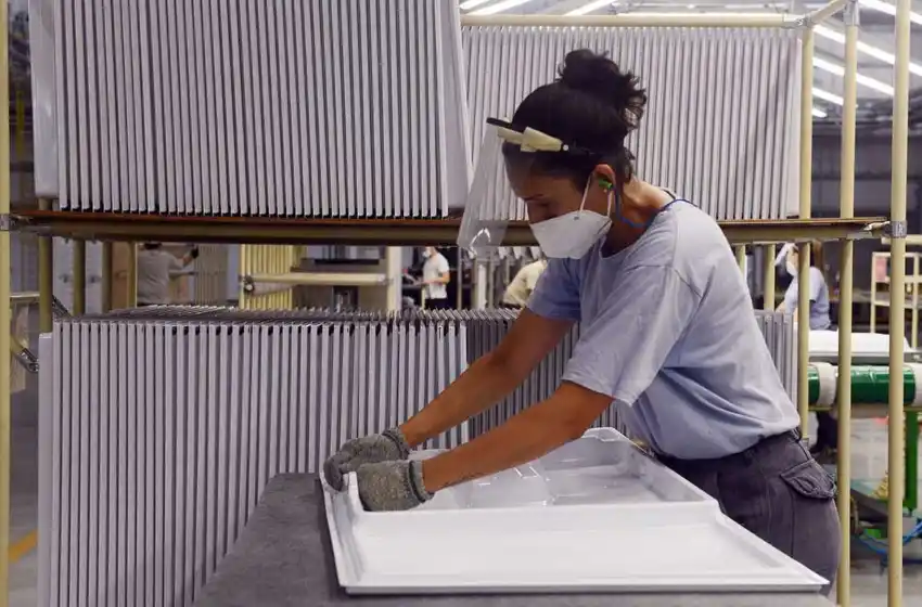 El desempleo cerró 2021 en 7% y afectó a un millón y medio de argentinos