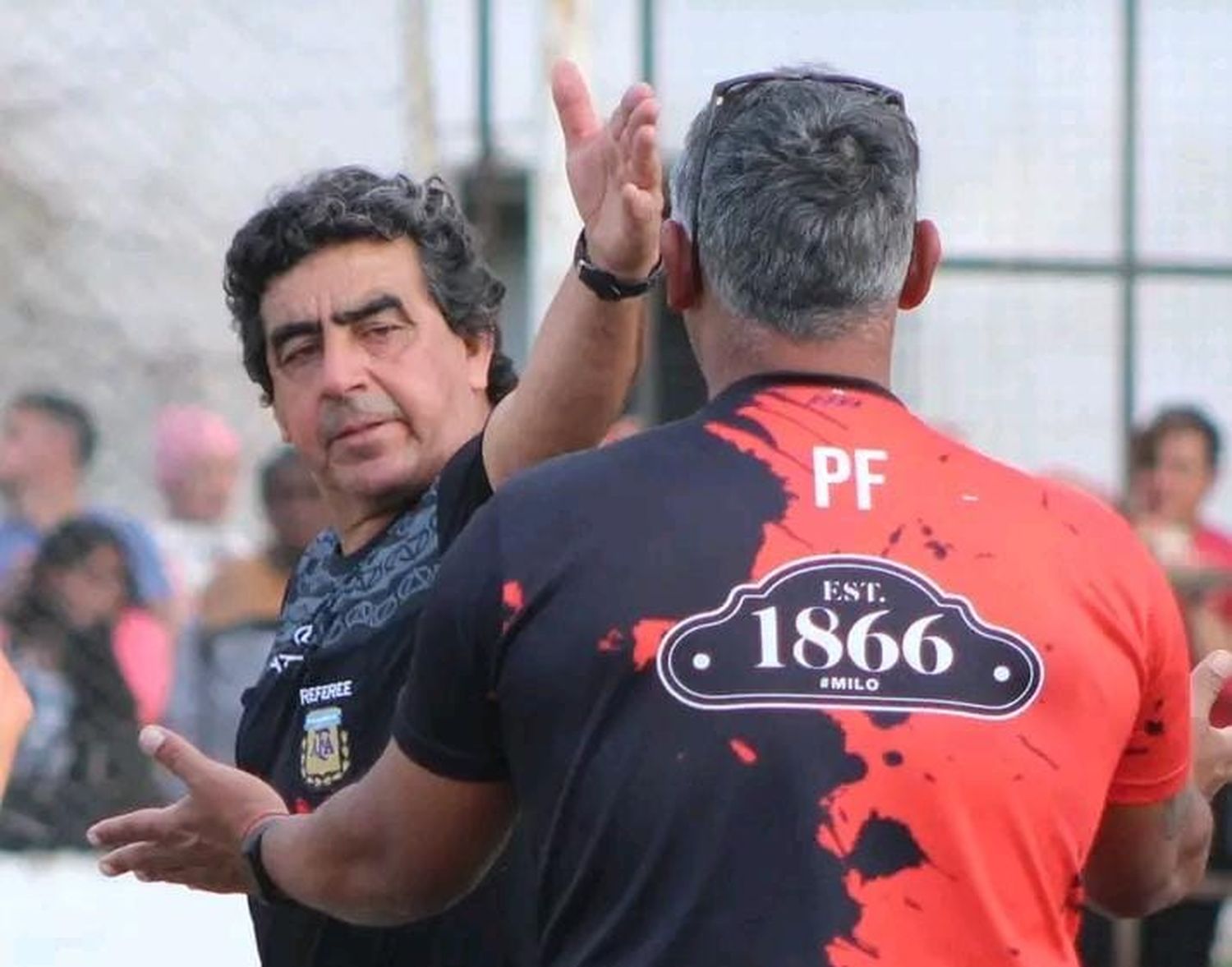 Se salvó el domingo que no lo hiciera expulsar el Línea Ricardo Martínez, pero Germán Delgao a principio de esta semana dejó de ser técnico de Gualeguay Central.