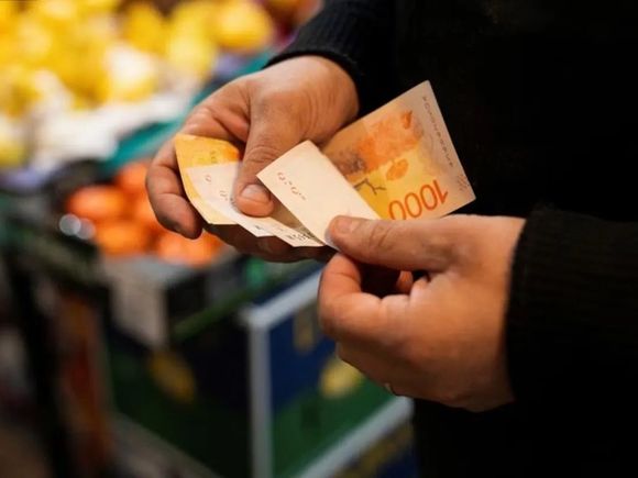 Cae el empleo asalariado: se perdieron más de 200.000 puestos de trabajo desde que asumió Milei