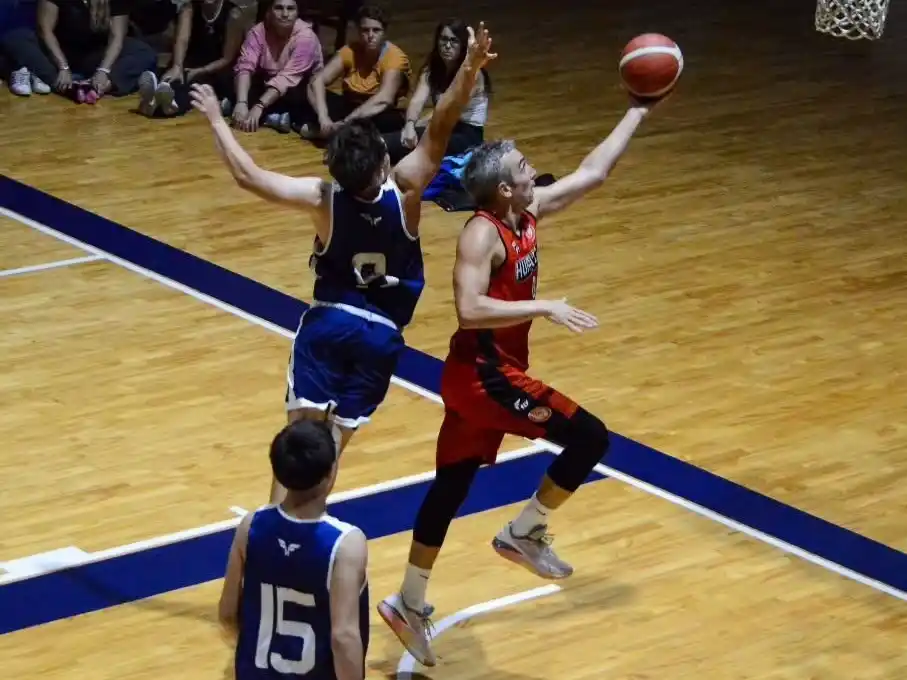 Rivadavia y Huracán, frente a frente por la liga de la Asociación Marplatense