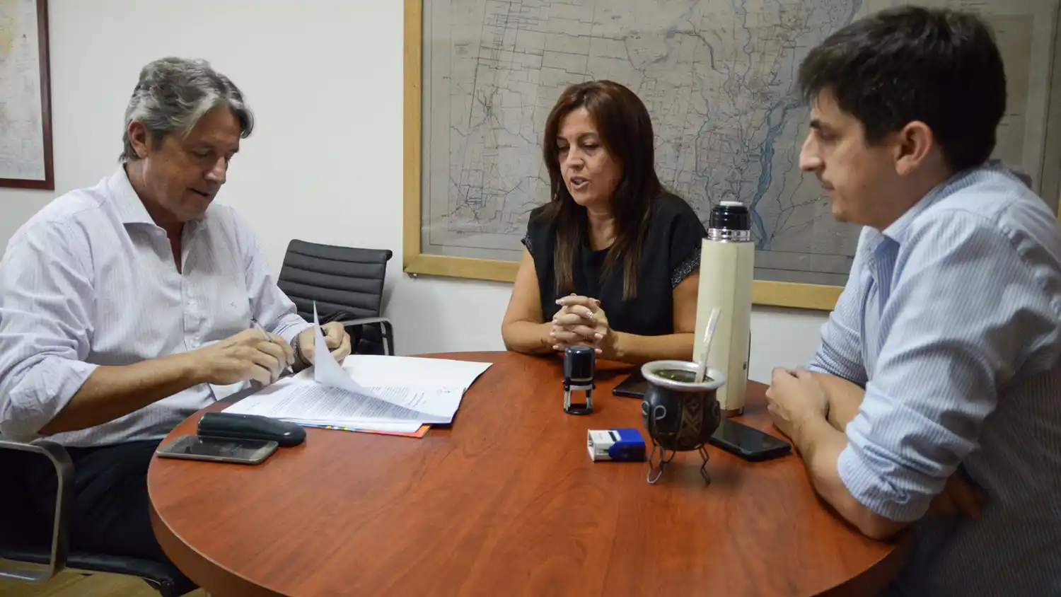 Cayastá: firman convenio para la ejecución de una obra contra inundaciones