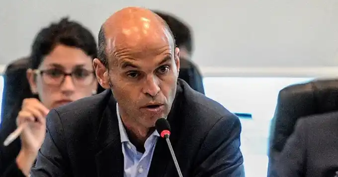 El Gobierno anunció una inversión de US$ 3000 millones en el desarrollo del transporte      
