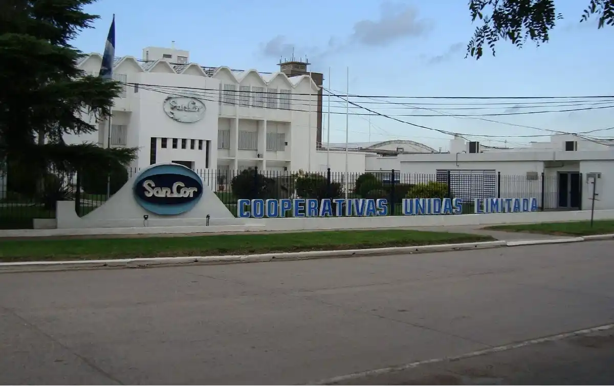 Para Bonfatti, “falta una mirada política de entender al interior”