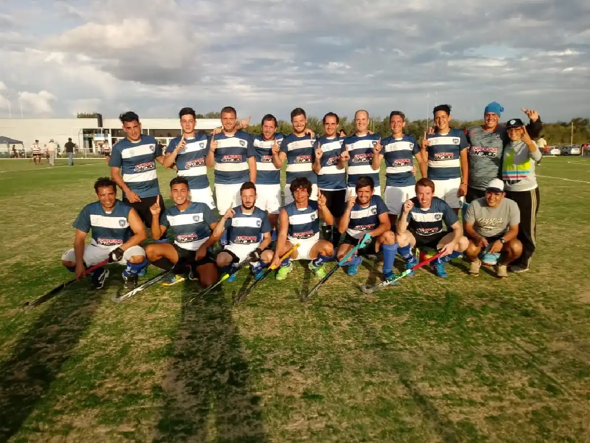 Un triunfo y una derrota para Antártida en Rafaela