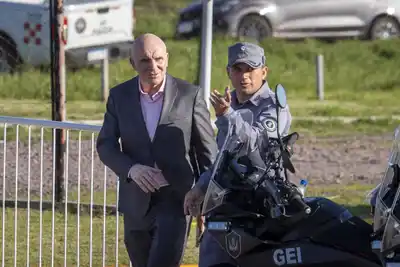 Acorralado por las denuncias de corrupción, José Luis Espert bajó su candidatura