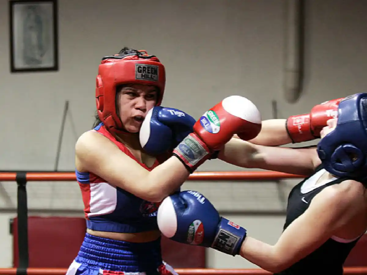 Atrayente velada se realiza en La Francia