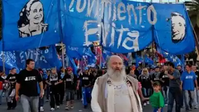 El Evita juega a fondo.