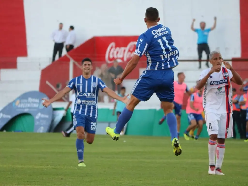Godoy Cruz le ganó a Deportivo Armenio y avanza en el certamen