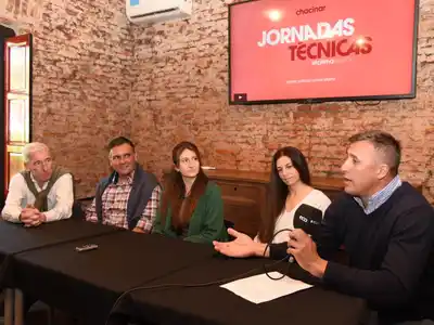 La presentación oficial a la prensa se realizó este lunes en Villa Onena.