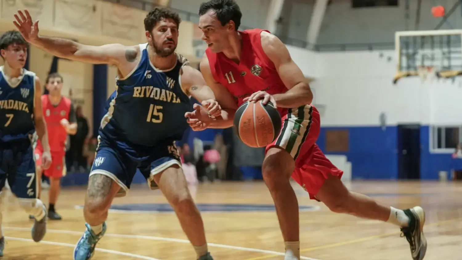 Centro Basko dio el primer golpe frente a Rivadavia en las semifinales