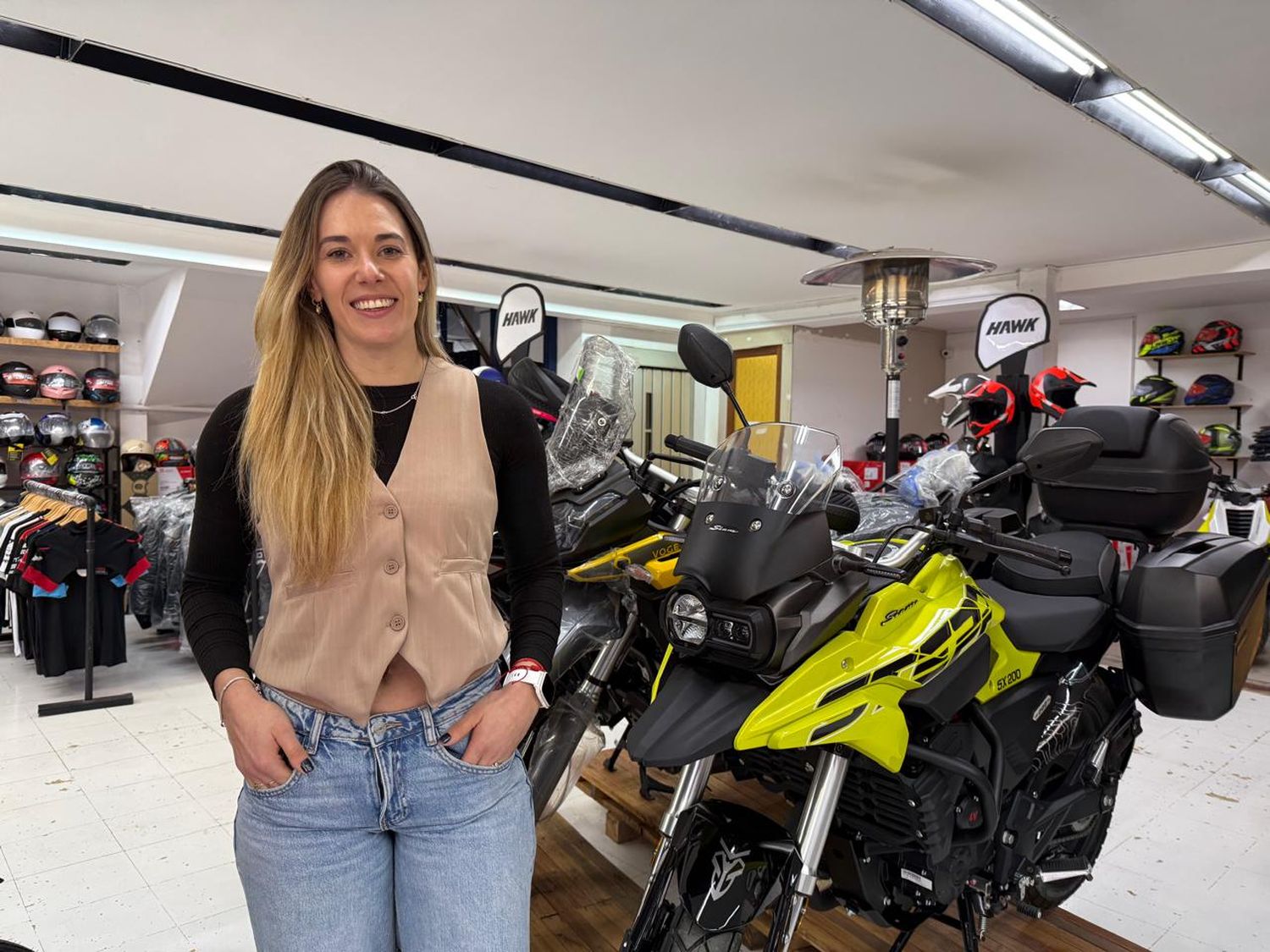 jesica pugioni nano motos 03-09-25 (1)