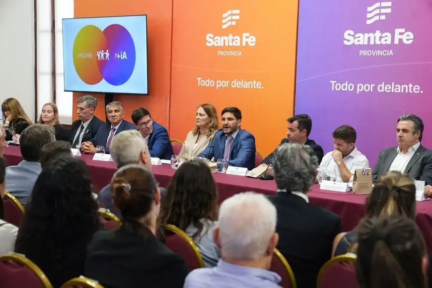 Pullaro reunió a su gabinete