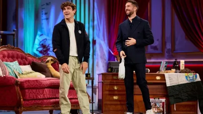 Franco Colapinto visitó La Revuelta, el popular ciclo conducido por David Broncano