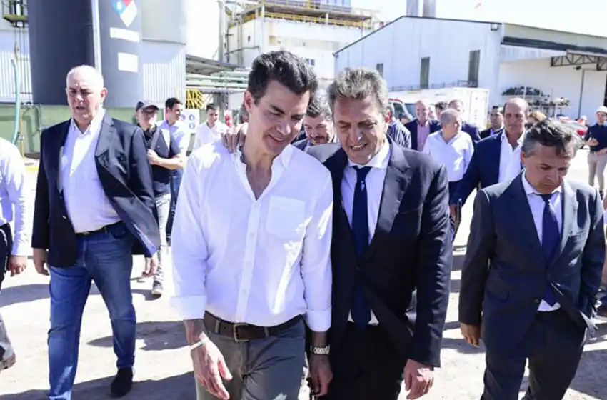 Massa pasó por Córdoba con gestos para el peronismo y el campo