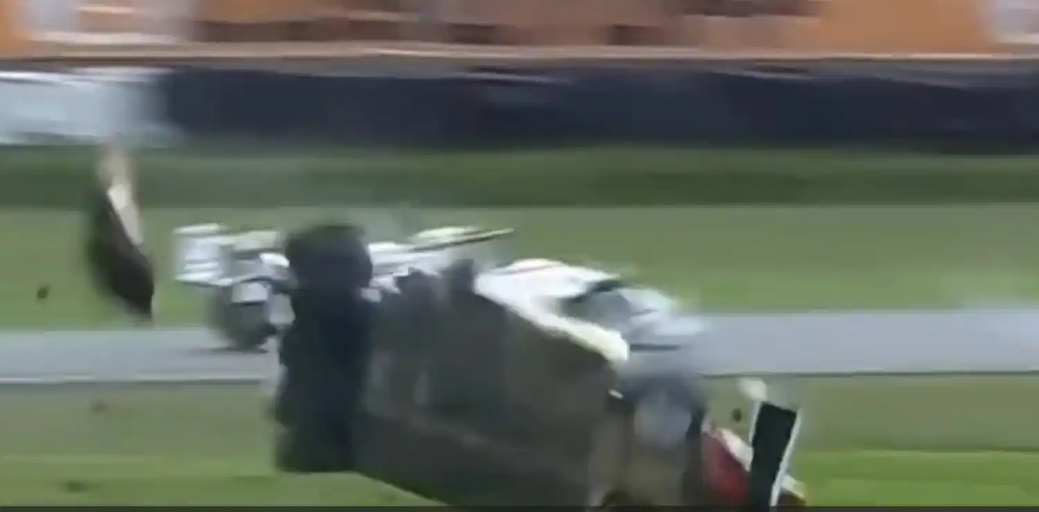 Uno de los fuertes vuelcos del fin de semana en la Fórmula 3 Metropolitana en el Mouras de La Plata