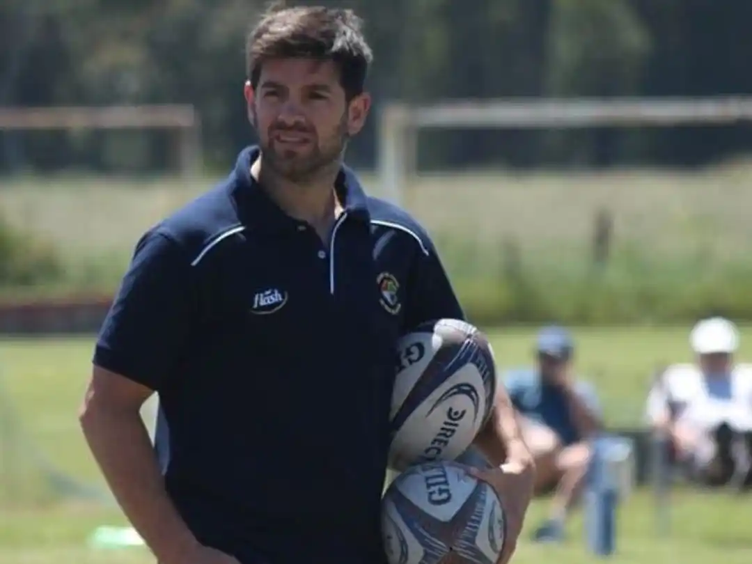 Sorbi, tandilense del cuerpo técnico del seleccionado marplatense de seven.