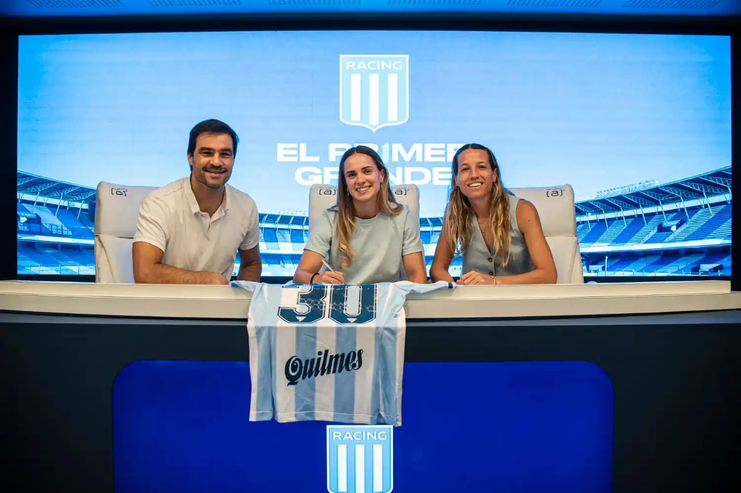 Agostina Holzheier continuará en La Academia