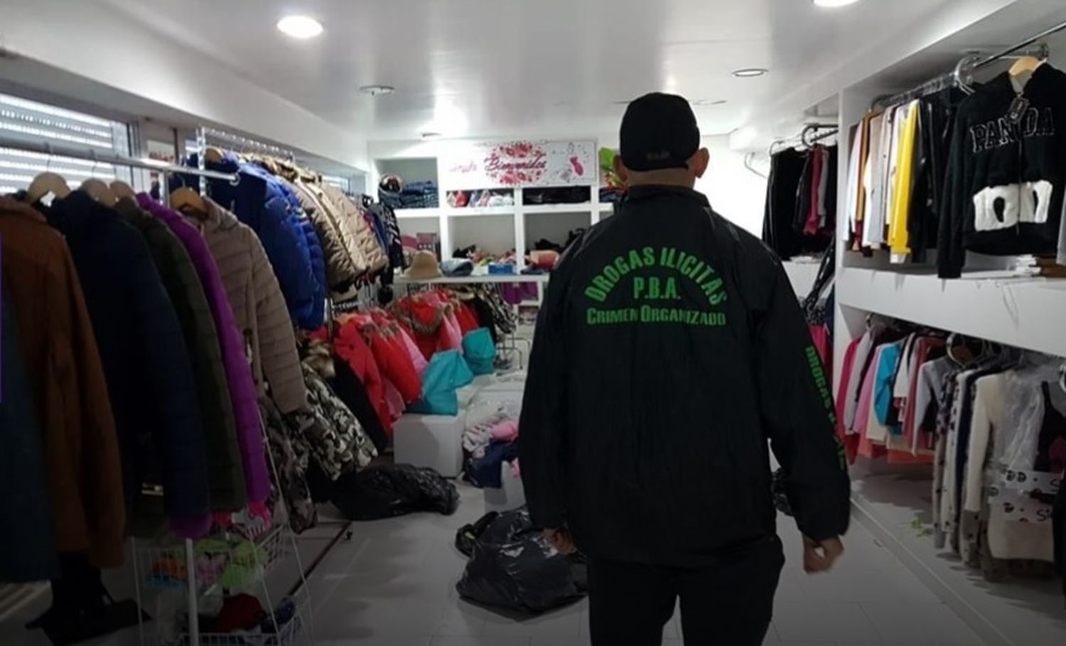 Cayó una banda narco que escondía la cocaína en penes de plástico