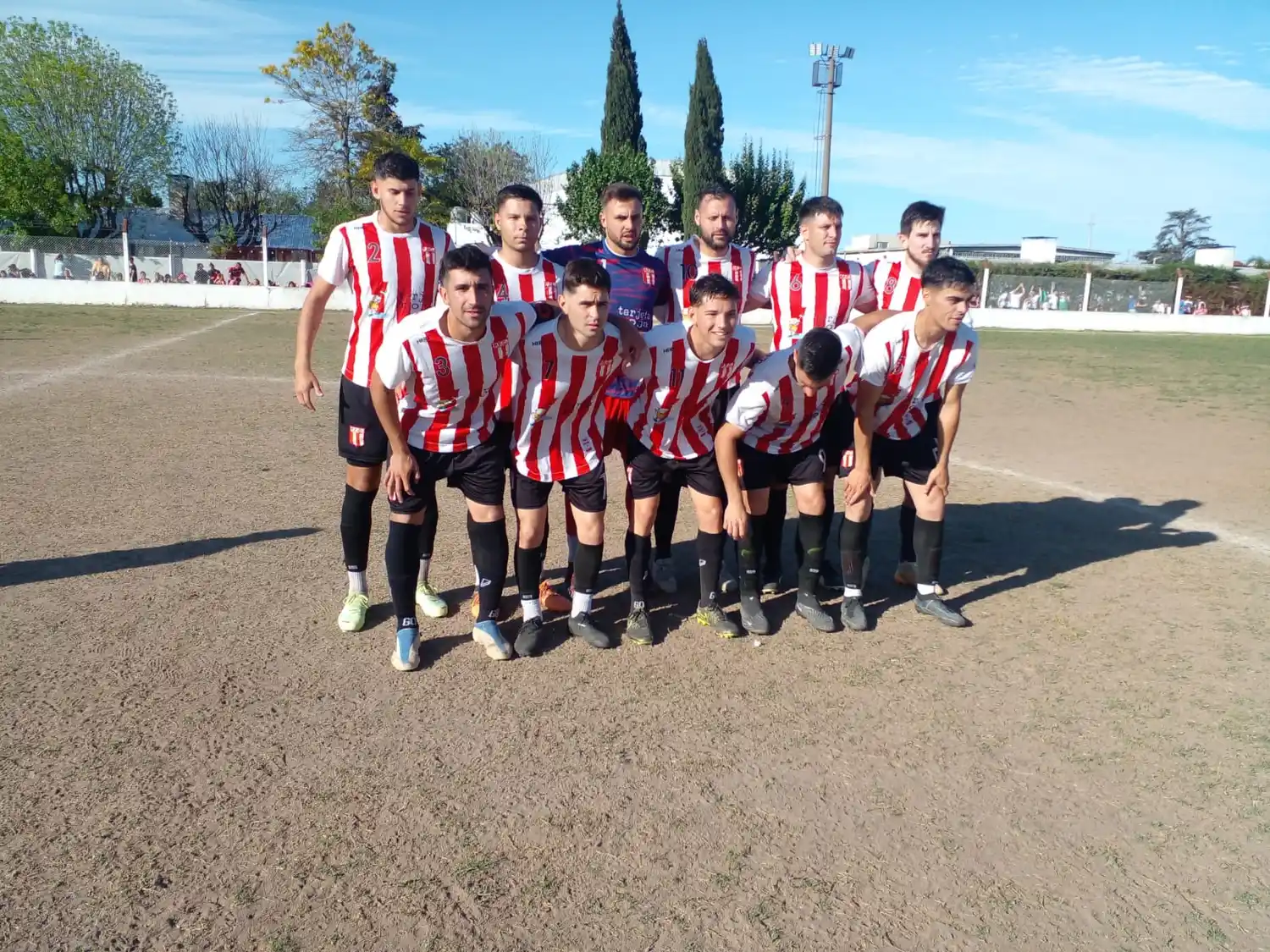 Fútbol local: Entre Paraná, Las Palmeras y Sportivo sale el nuevo campeón