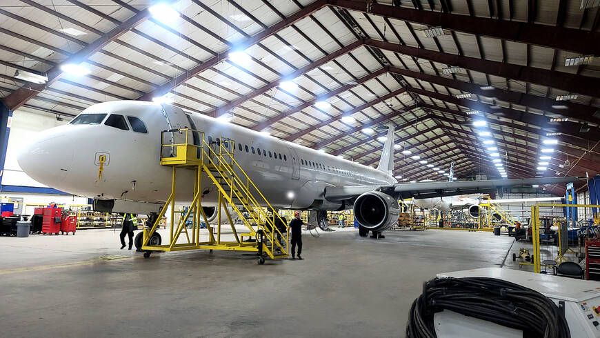 AerCap y EFW sellan acuerdo para la conversión de hasta treinta Airbus A321 a cargueros