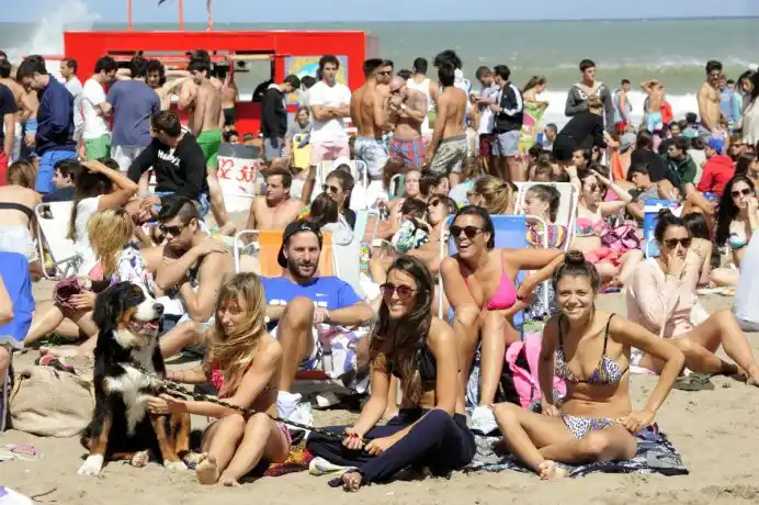 Efecto dólar: Mar del Plata, Villa Gesell y San Clemente, las playas más elegidas de la Provincia