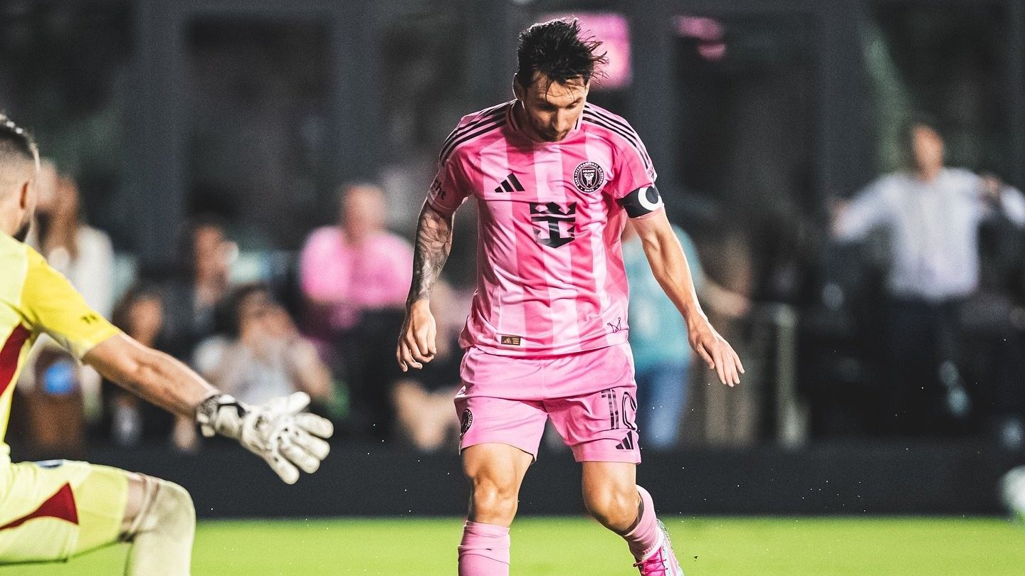 Dos goles de Messi en la victoria sobre Columbus
